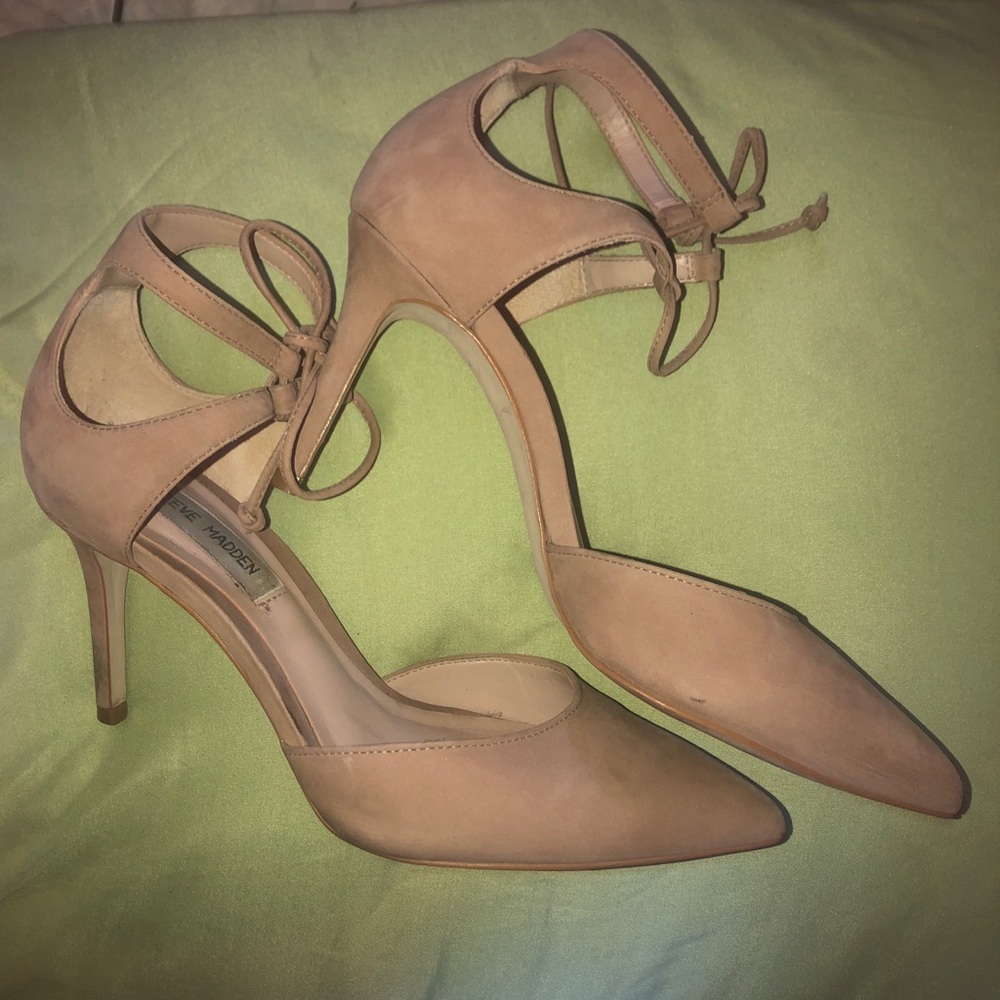 STEVE MADDEN NUDE STRAP TIE HEELS